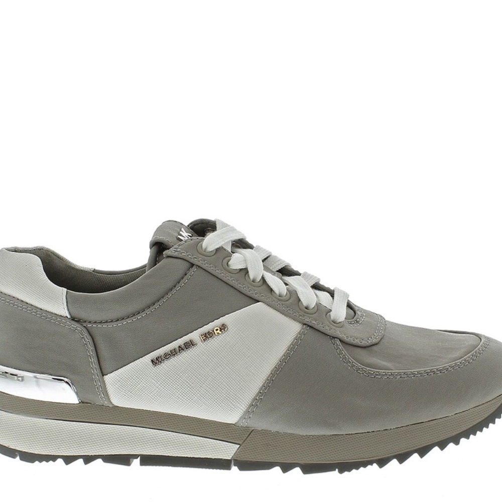 Brand new Michael kors shoe/Allie trainer